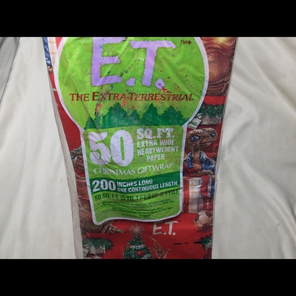 Vintage 80’s E.T. Christmas Gift Wrapping Paper - Picture 2 of 6